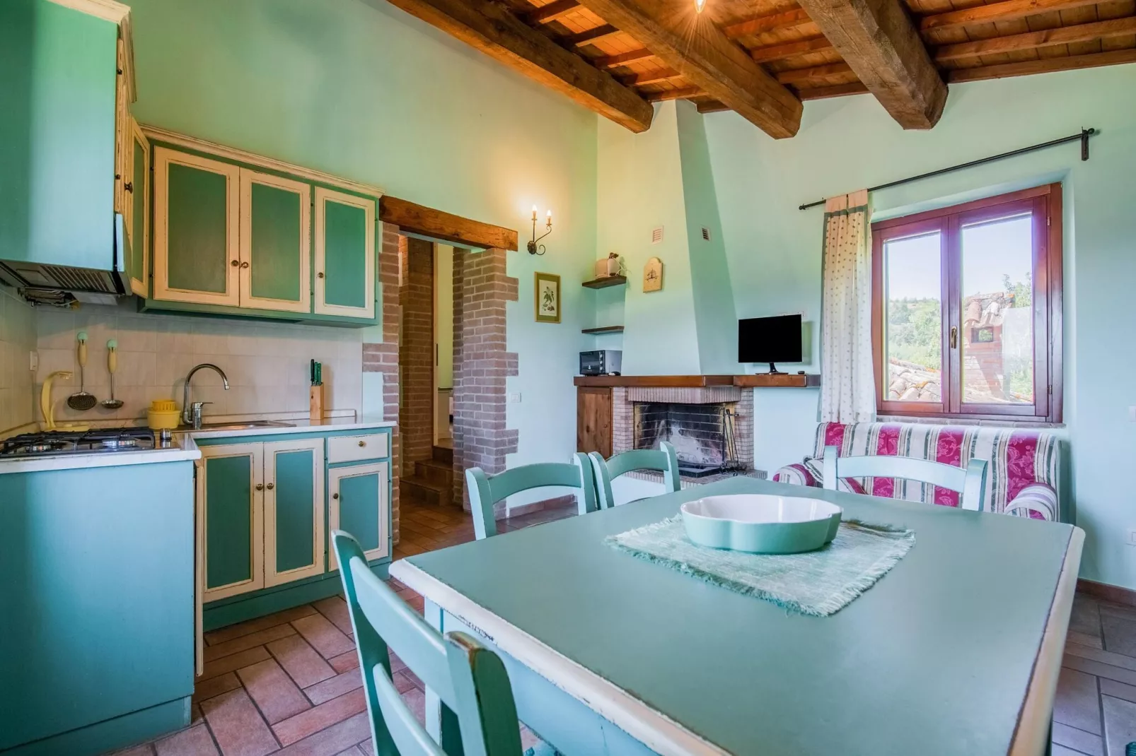 Fonni Verde-Kitchen