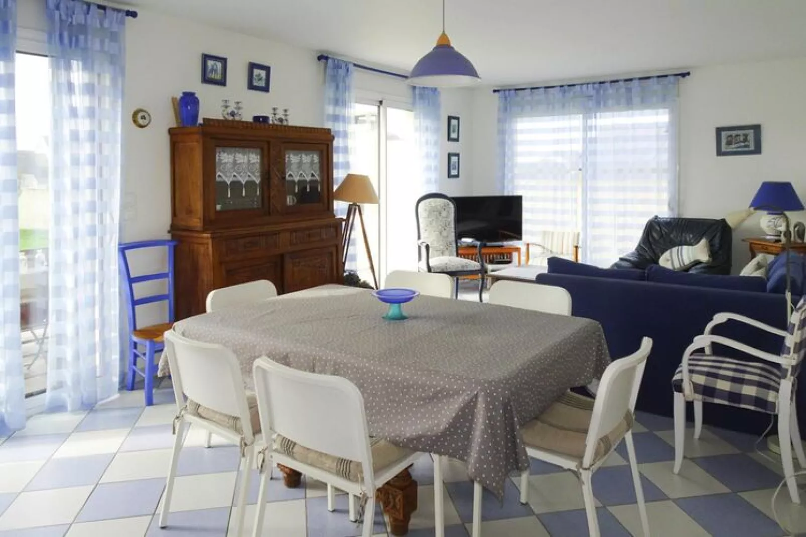 Holiday home Guilvinec-Living room