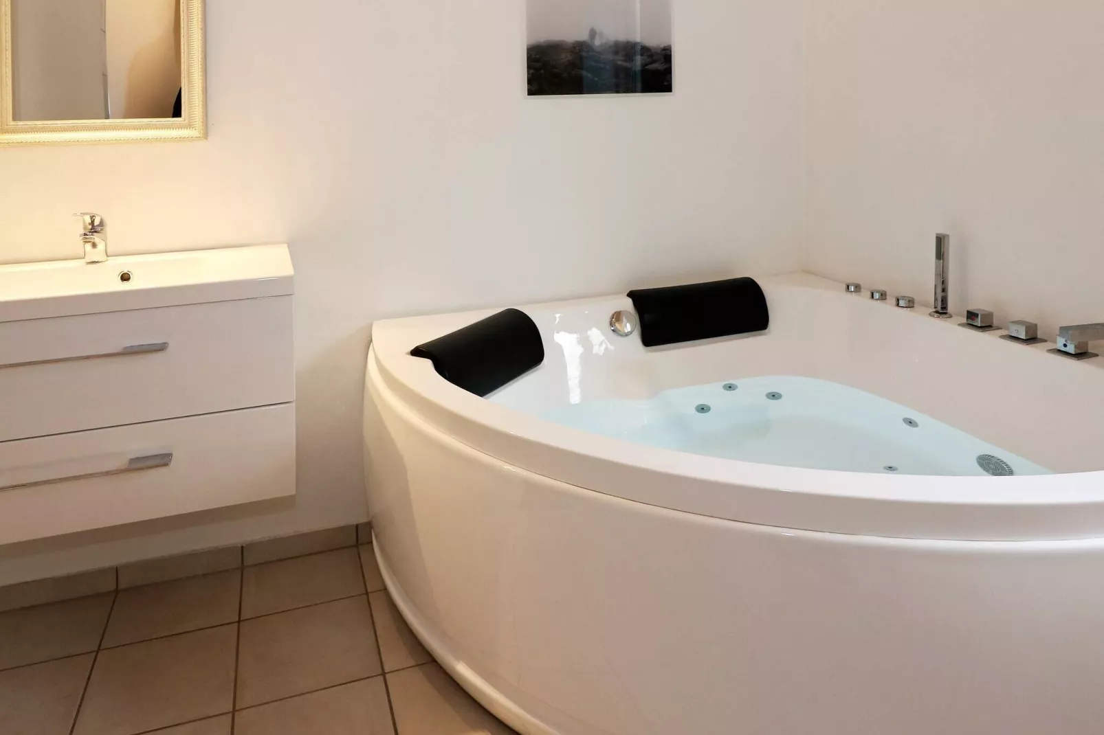 10 person holiday home in Hadsund-Spa