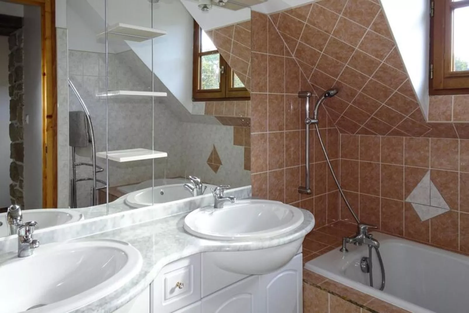 Semi-detached house Bénodet Kermaria-Bathroom