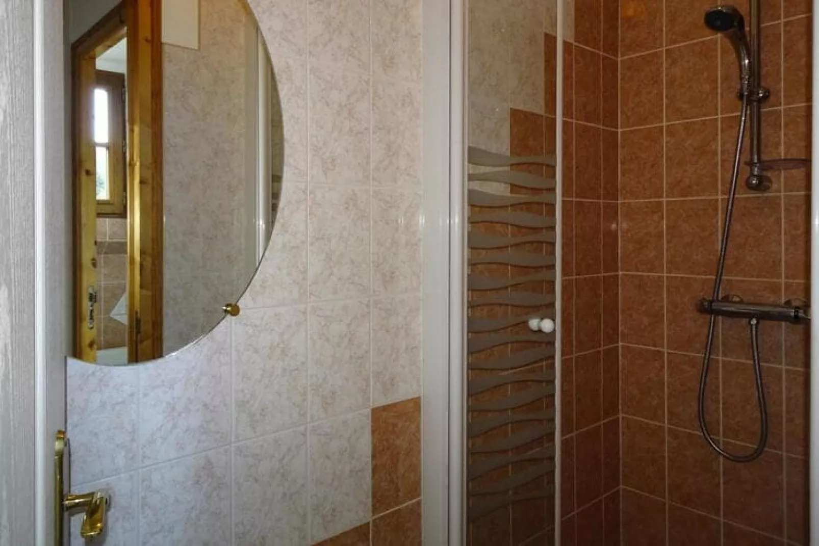 Semi-detached house Bénodet Kermaria-Bathroom