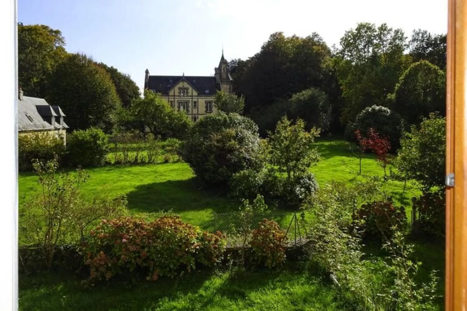 Semi-detached house Bénodet Kermaria-Gardens summer