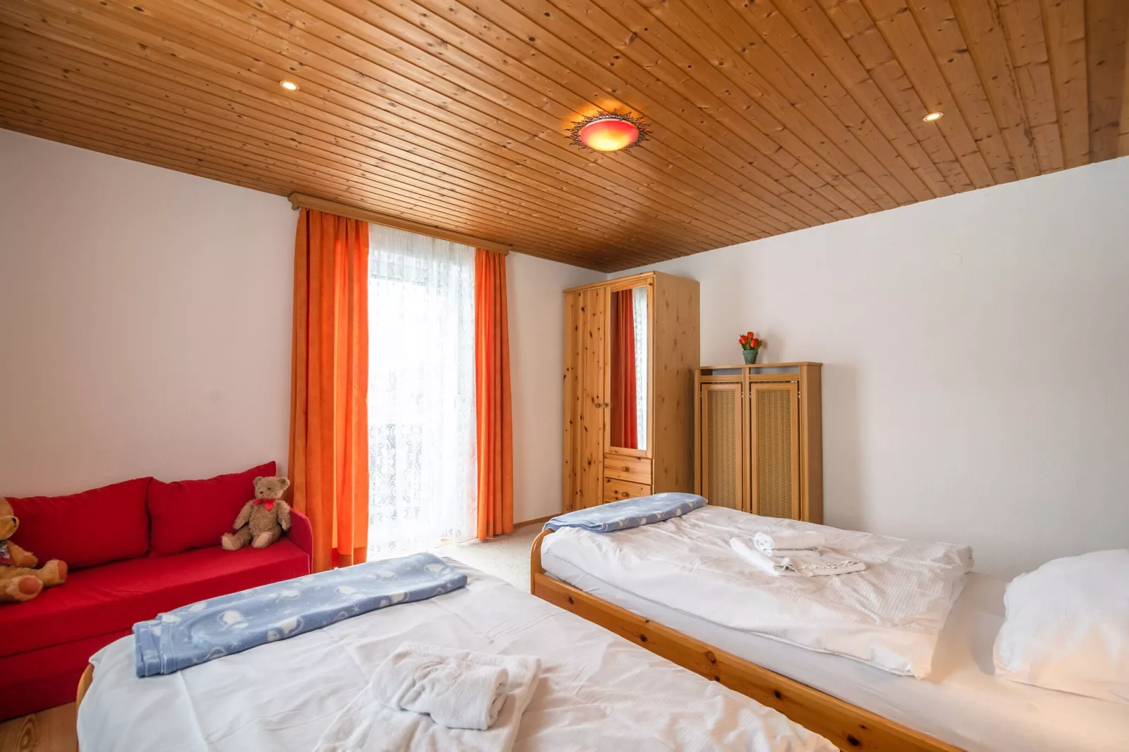 Maria Leni-Bedroom