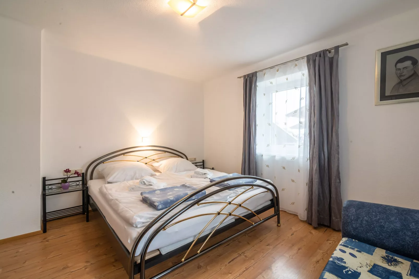 Maria Leni-Bedroom