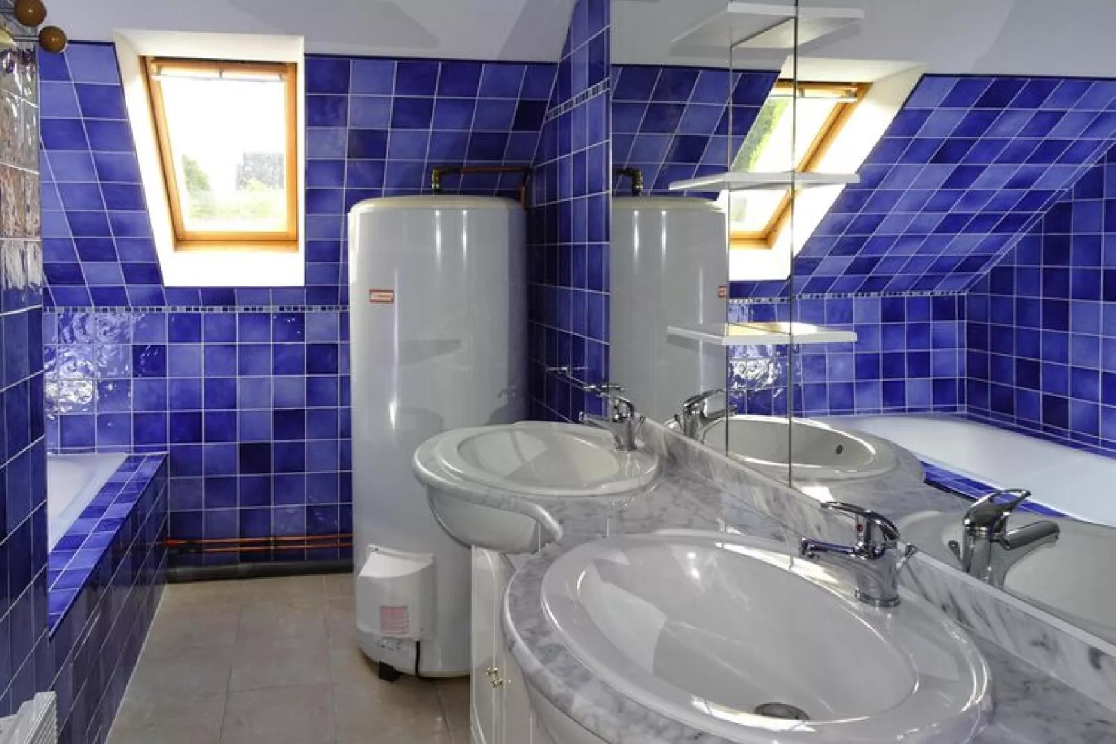 Semi-detached house Bénodet Kereol-Bathroom