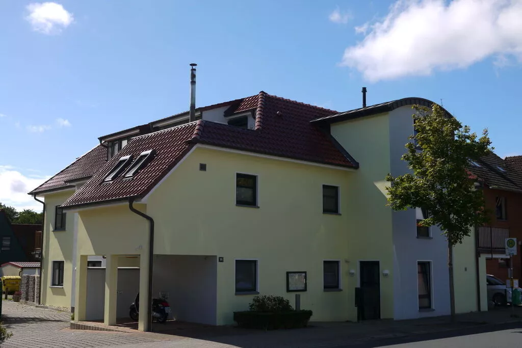 376683-View