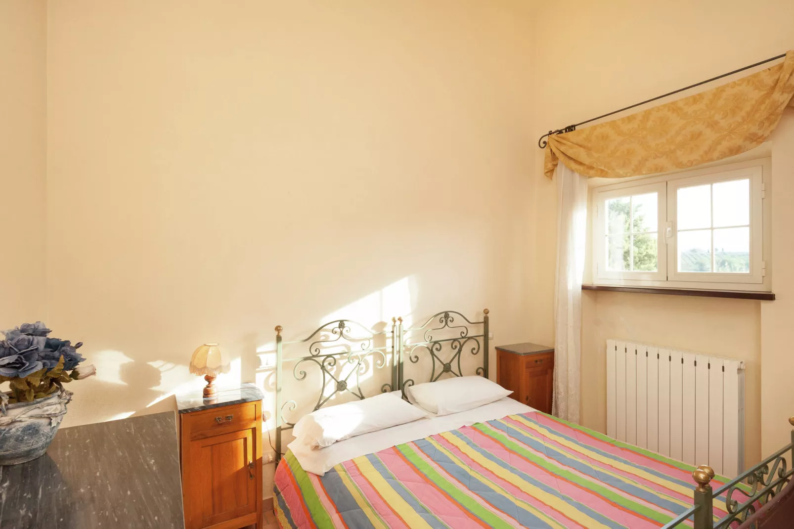Sangiovese-Bedroom
