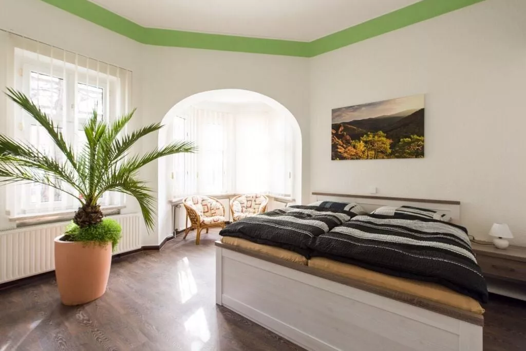 298313-Schlafzimmer