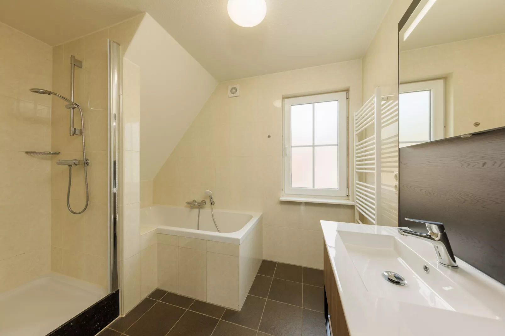 Ferienresort Bad Bentheim 25-Bathroom