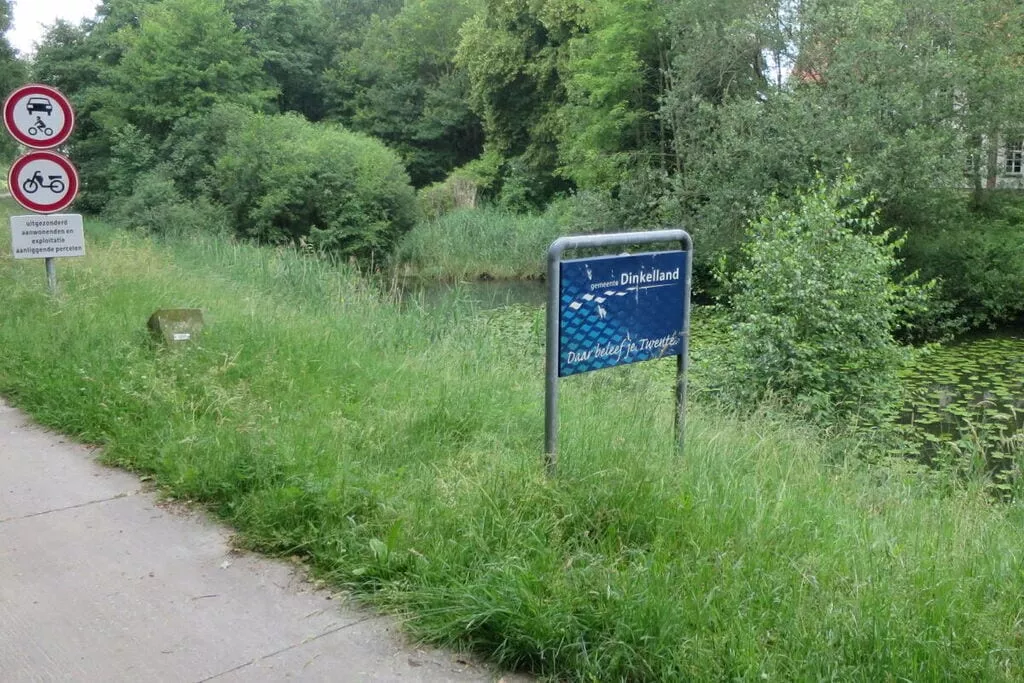 261035-Non étiqueté
