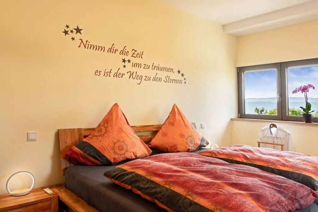 329719-Bedroom