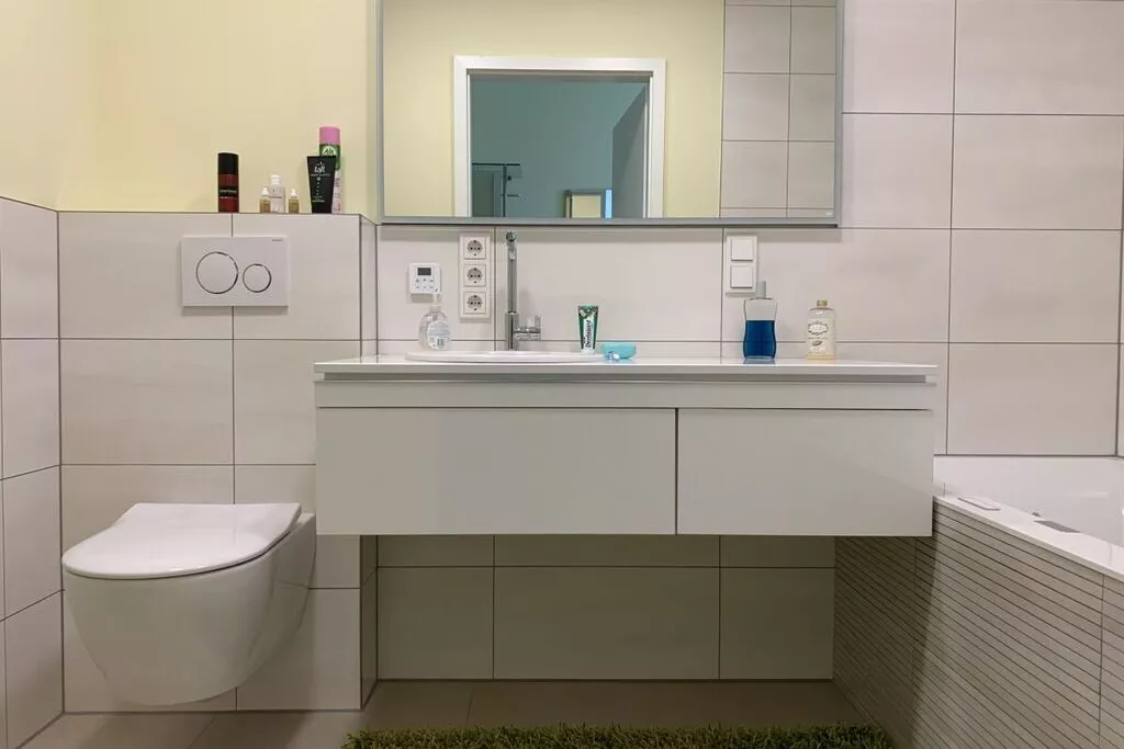 329719-Bathroom