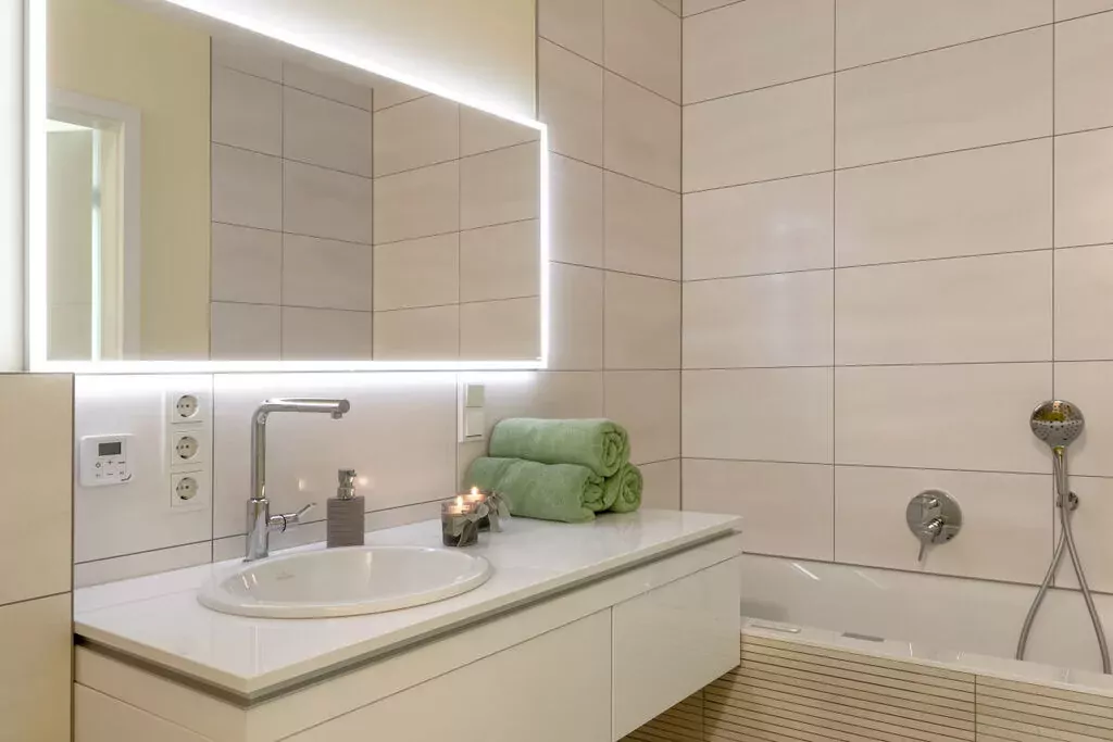 329719-Bathroom