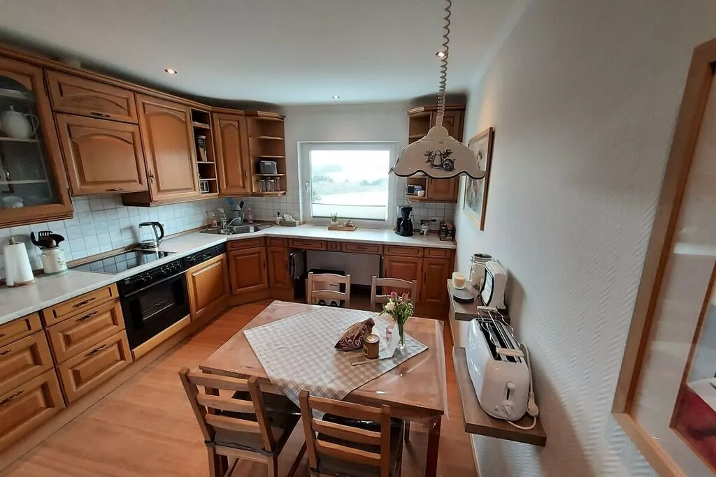 383556-Kitchen