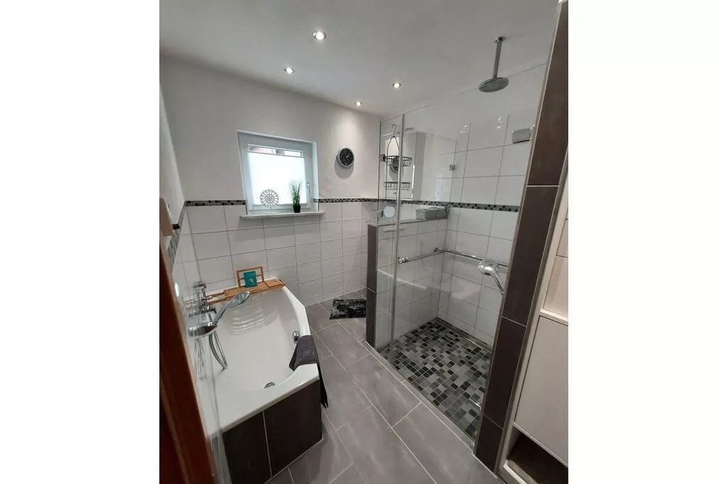 383556-Bathroom