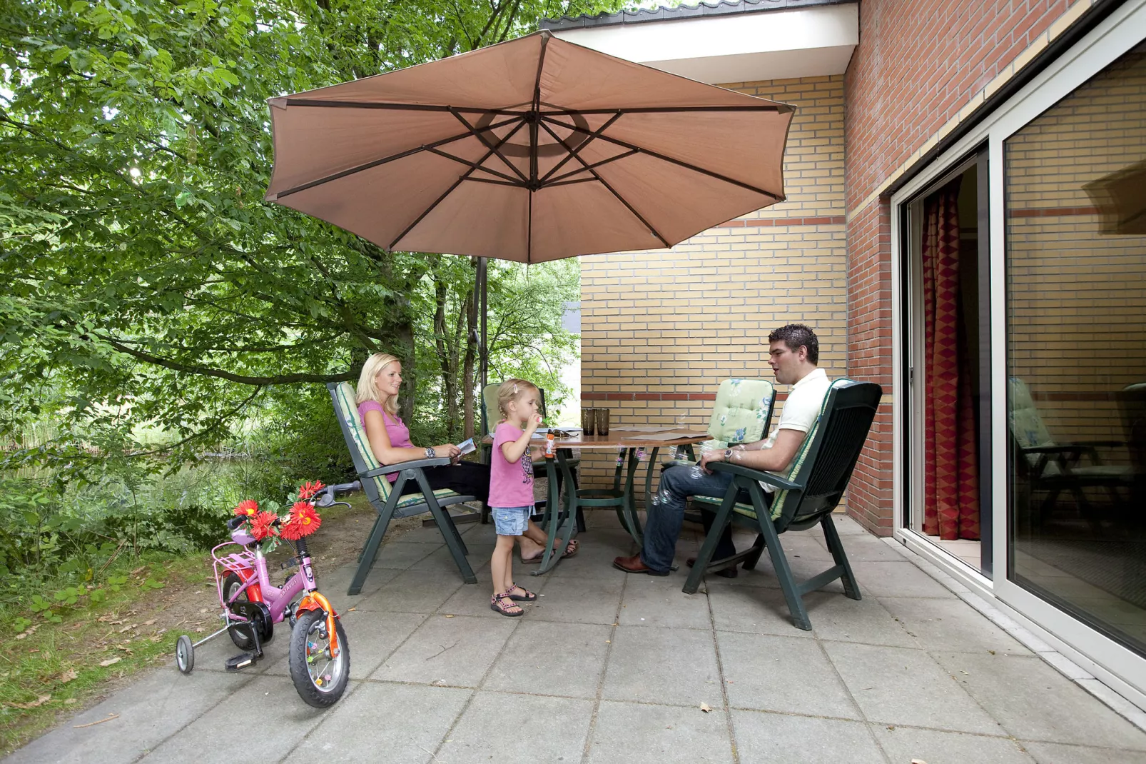 Vakantiepark de Berkenhorst 6-Terrace balcony