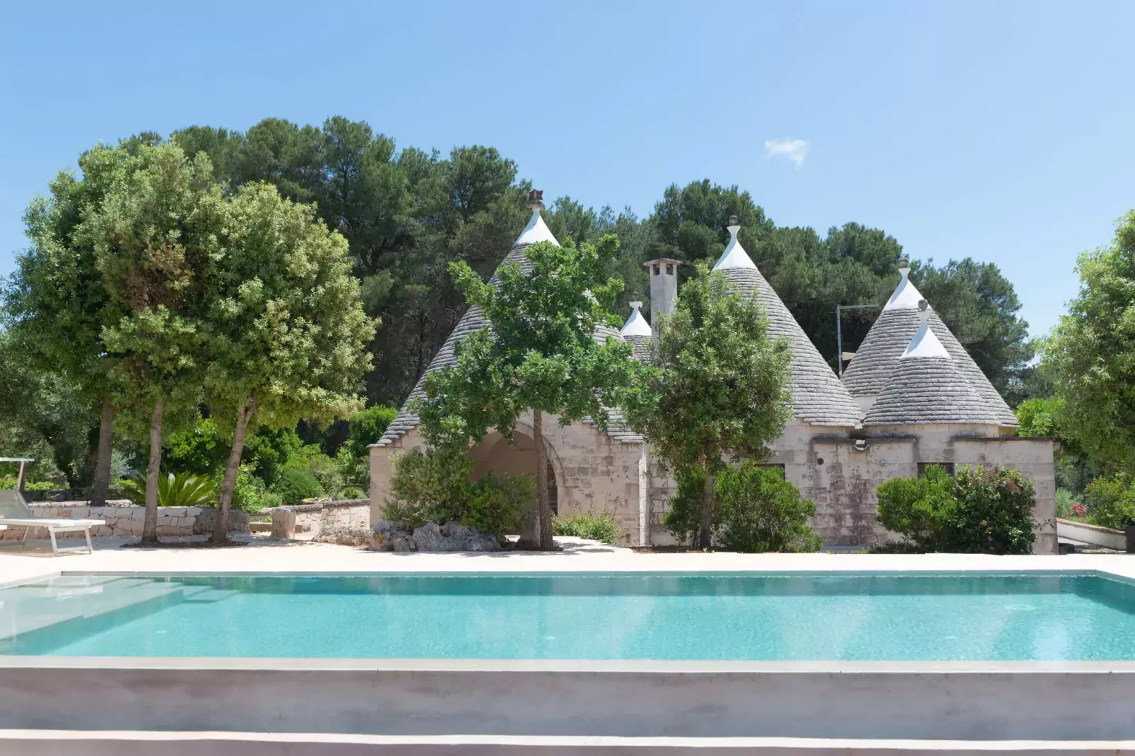 Trulli Tre Corbezzoli - Ostuni-Extérieur été