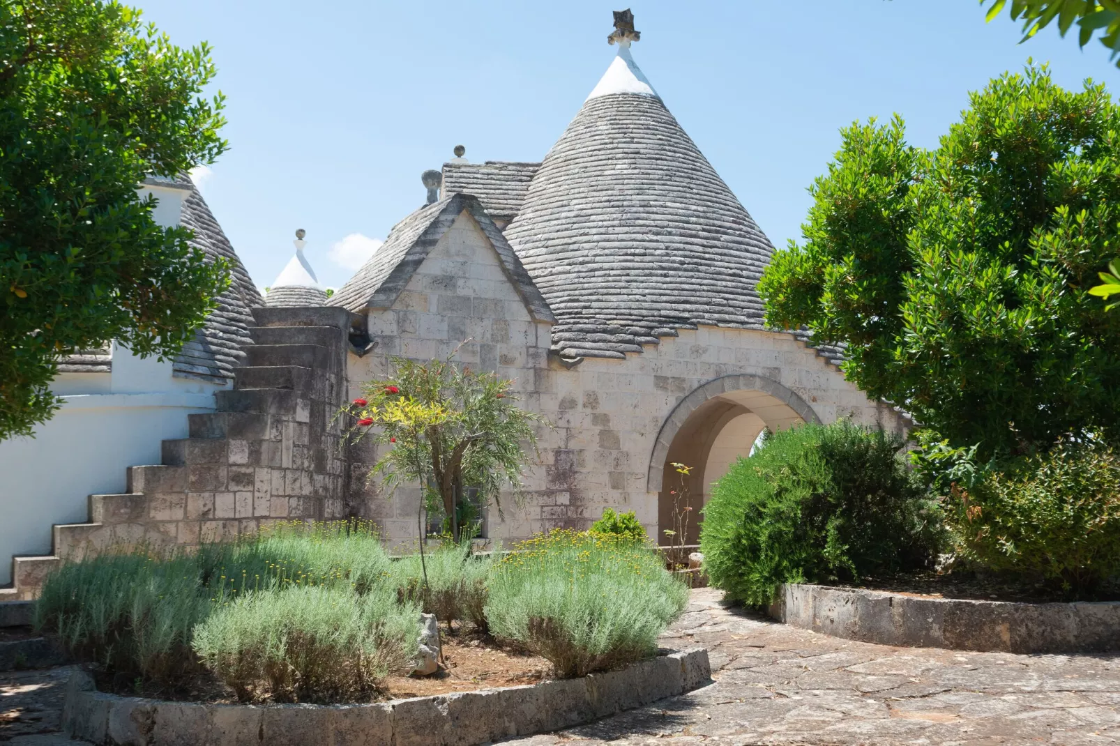 Trulli Tre Corbezzoli - Ostuni-Extérieur été
