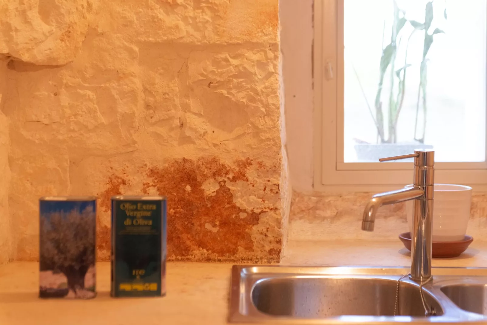 Trulli Fantese 4 Ostuni-Kitchen