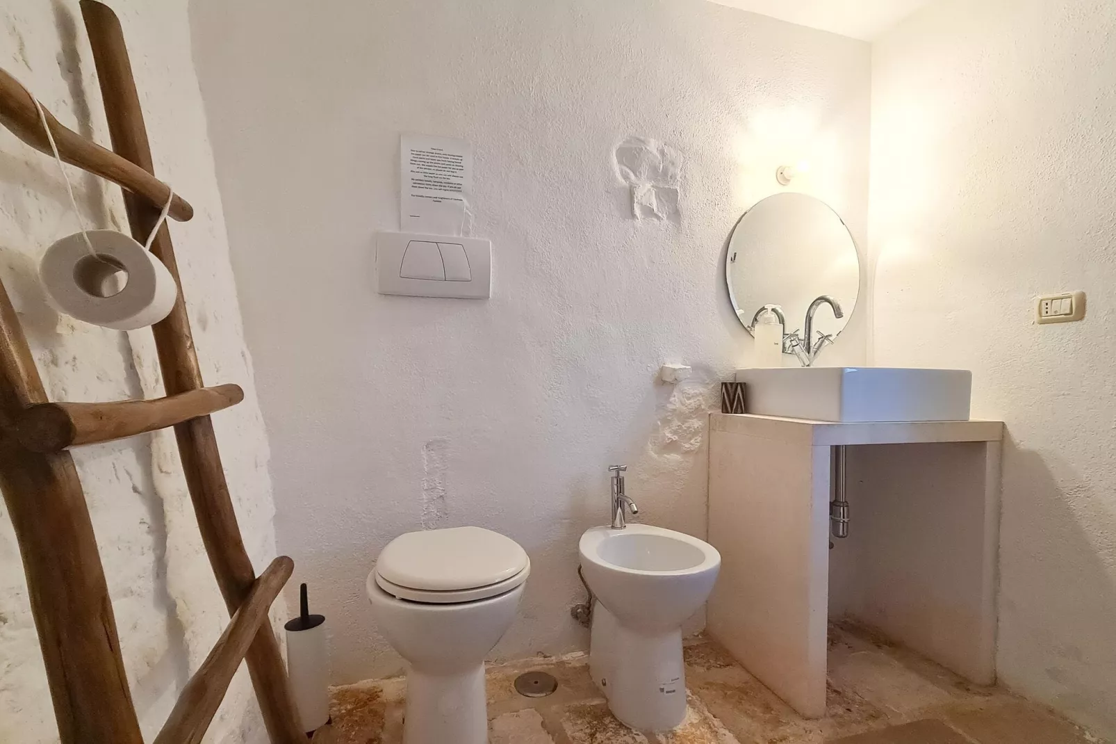Trulli Fantese 4 Ostuni-Bathroom