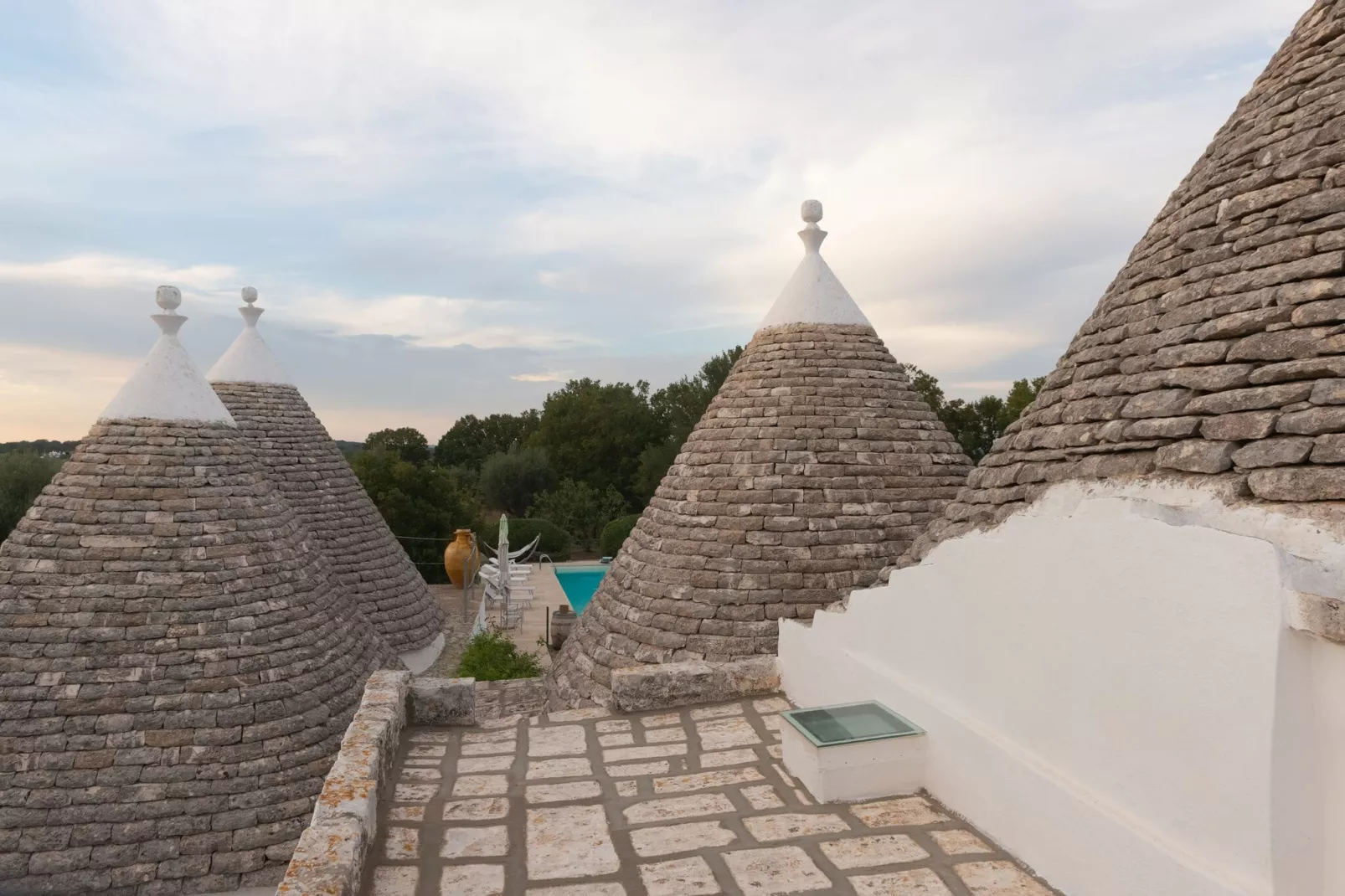 Trulli Fantese 4 Ostuni-View summer