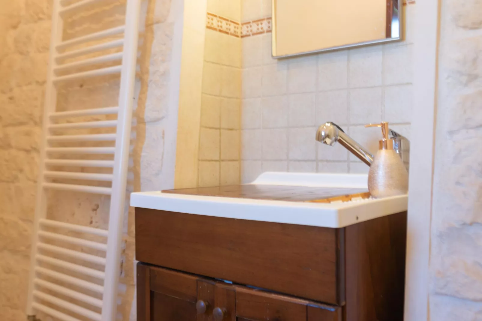 Trullo Terra di mezzo in Martina Franca-Salle de bain