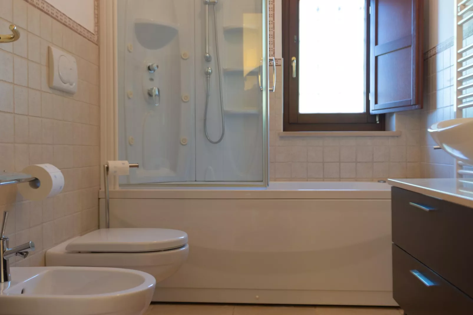 Trullo Terra di mezzo in Martina Franca-Salle de bain