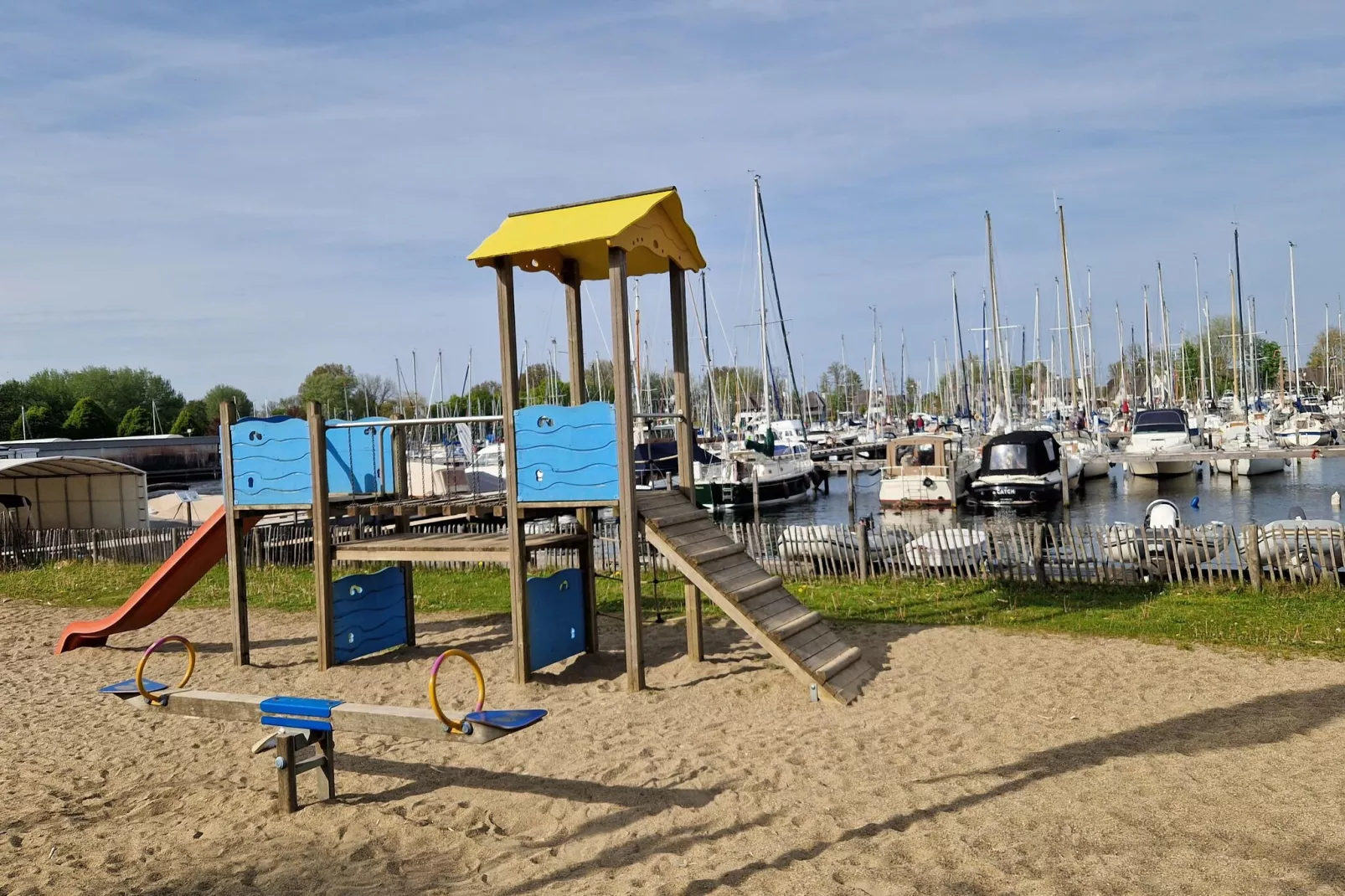 Havenlodges Naarden 1-Areas summer 1km