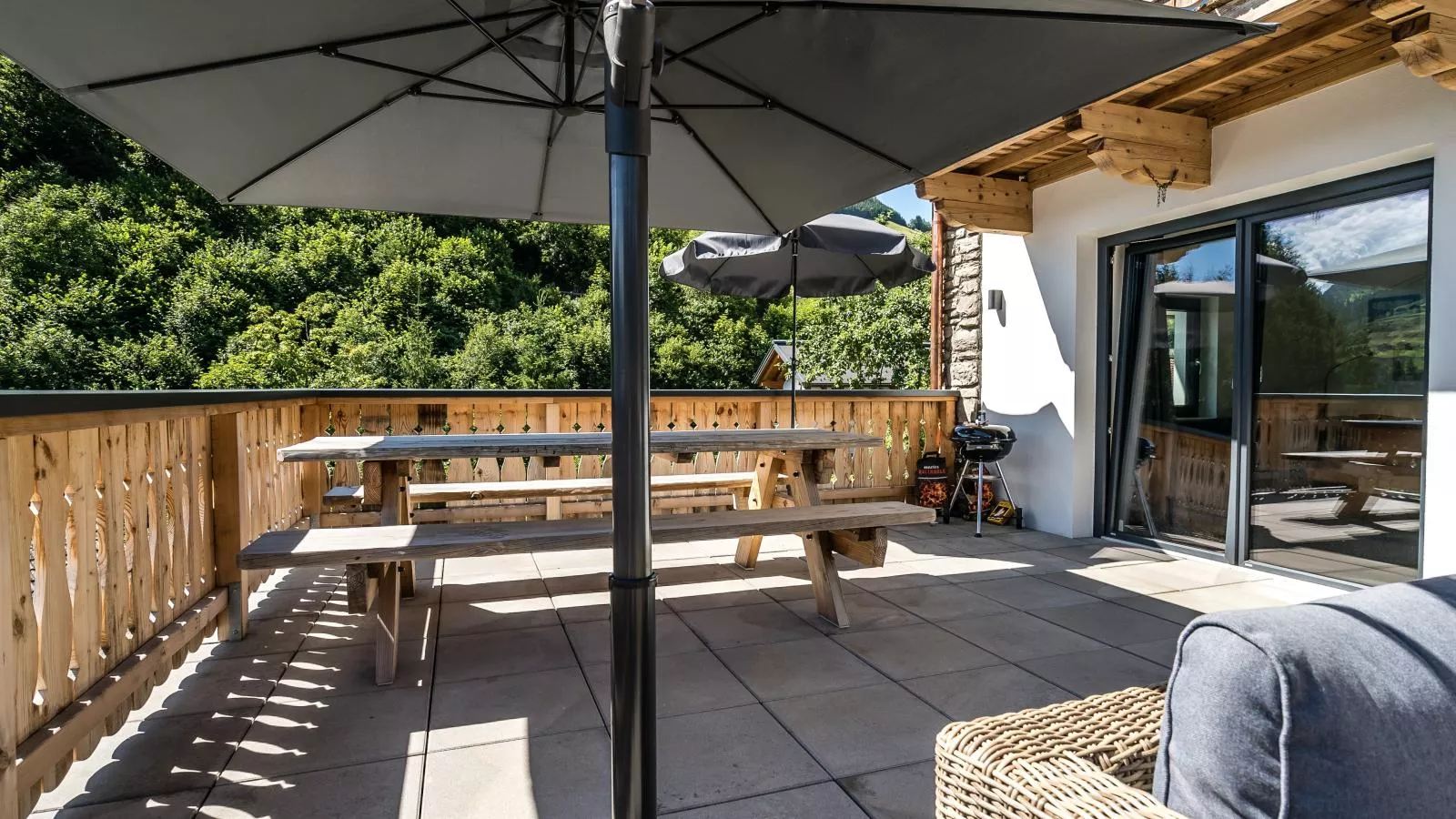 Mozart Lodge-Terrace balcony
