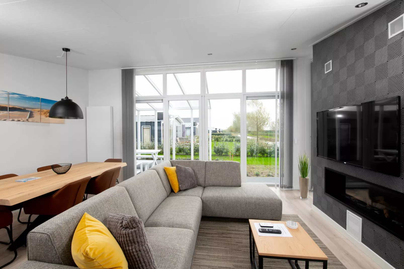 Water Resort Oosterschelde 39-Living room