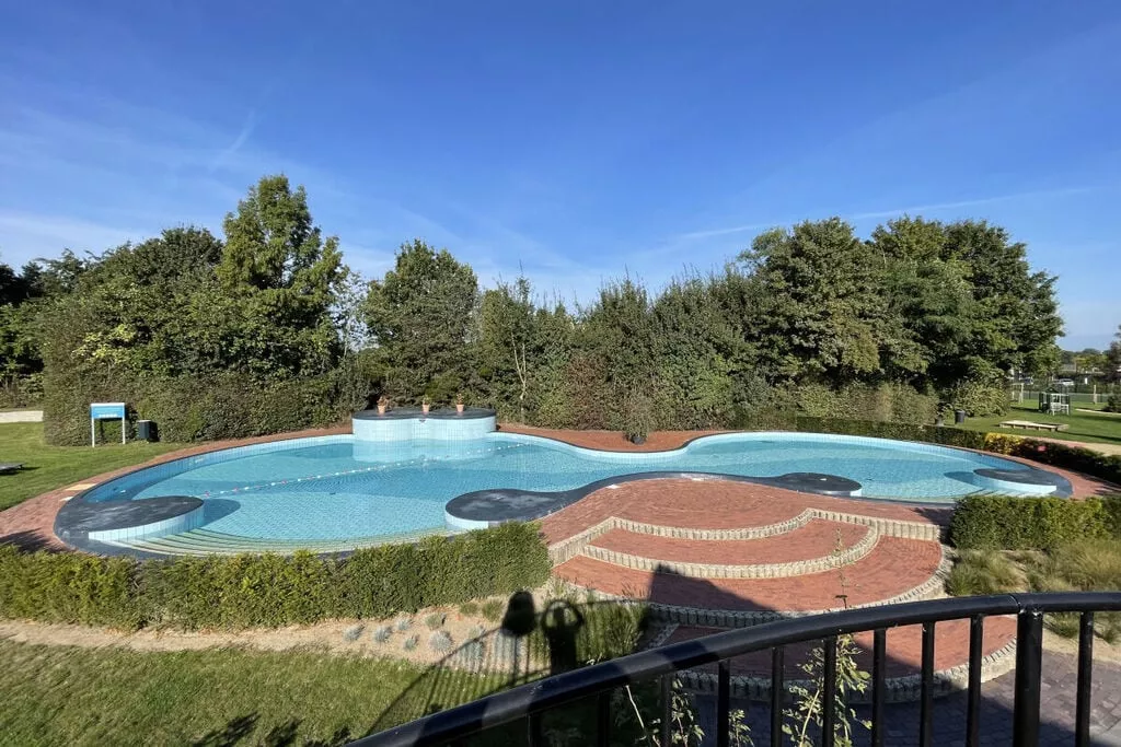 289643-Pool