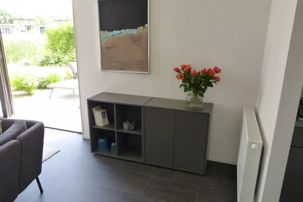 431804-Dining room