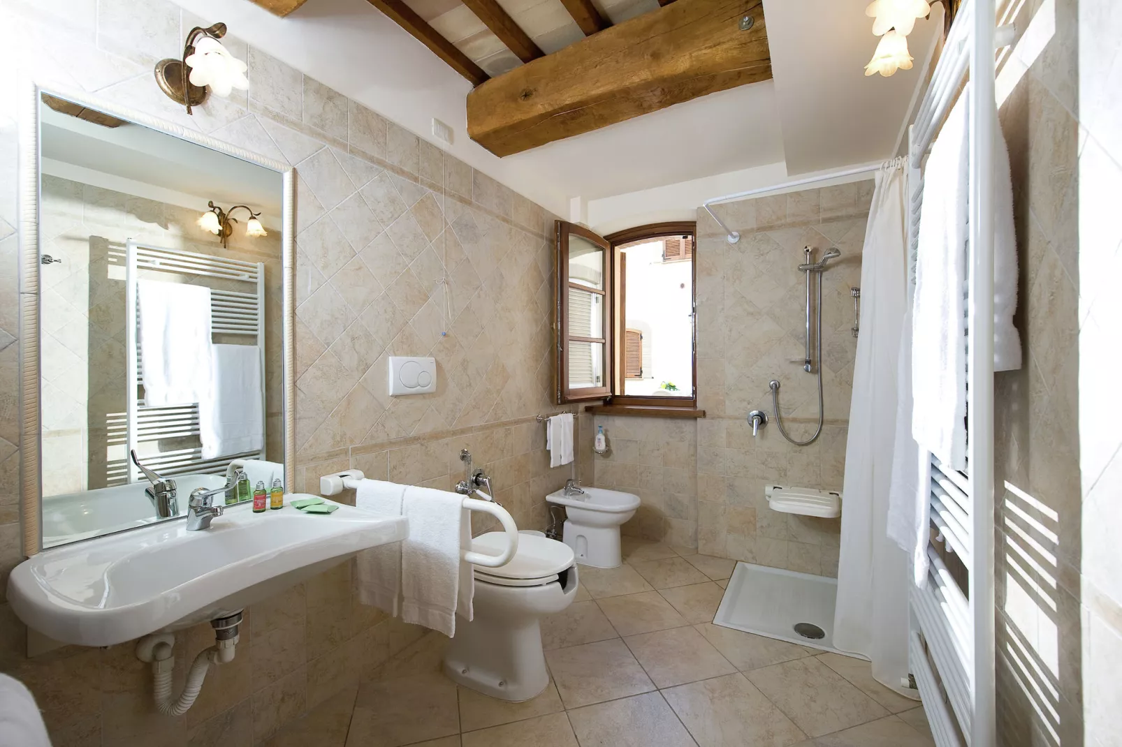 Spello-Bathroom