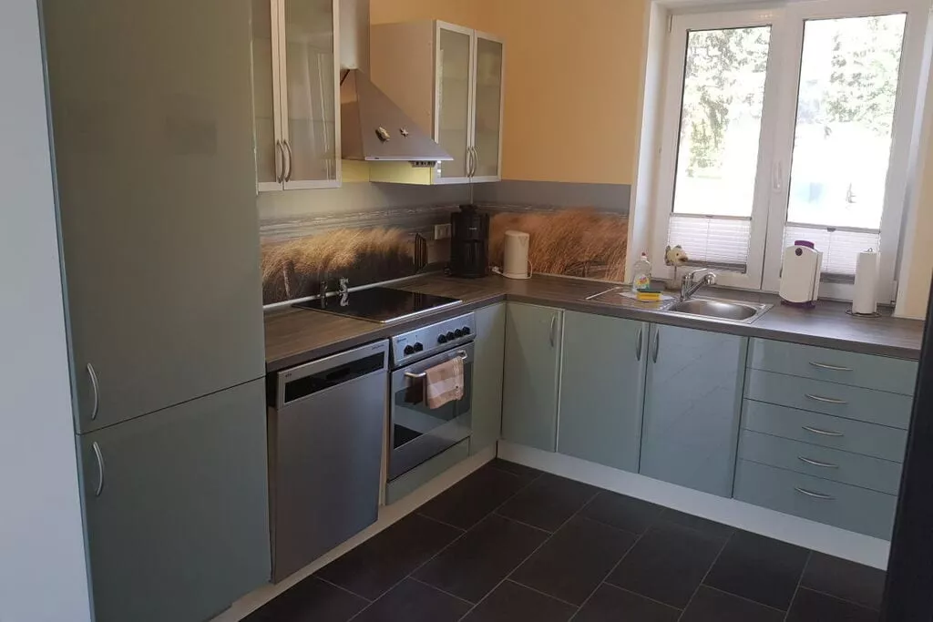 274050-Kitchen