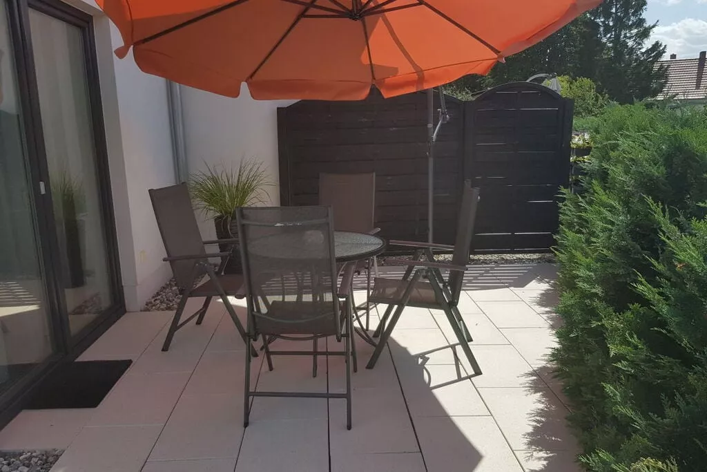274050-Terrace