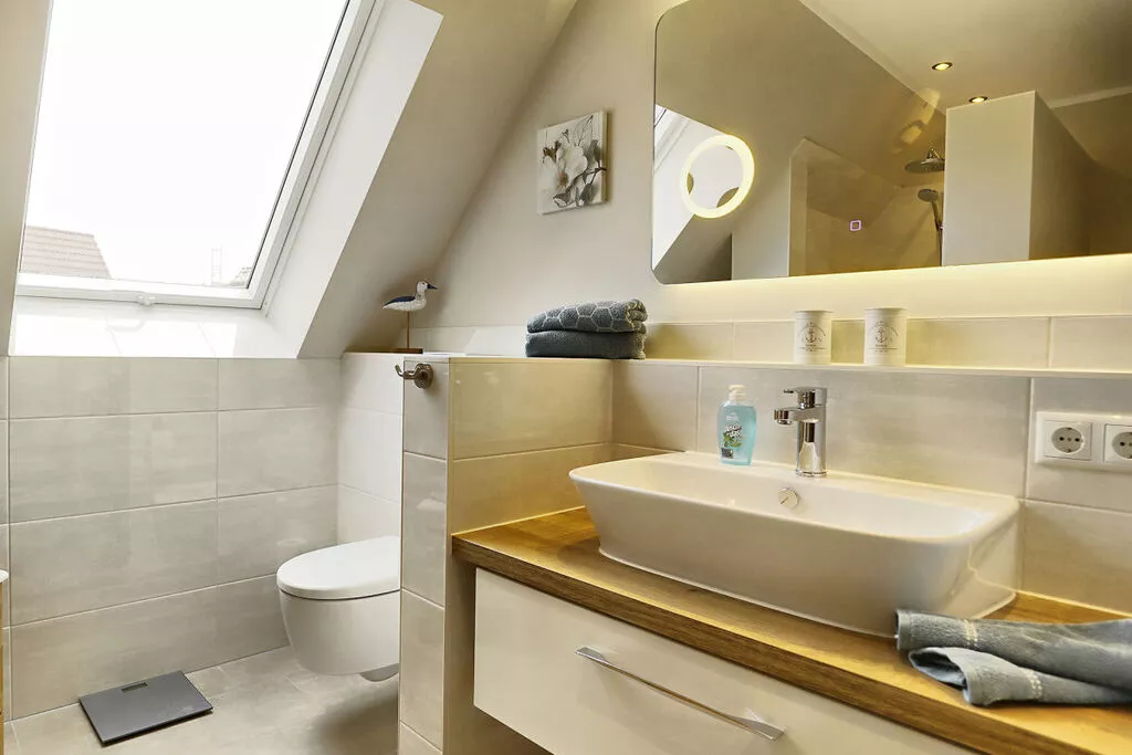 244054-Bathroom