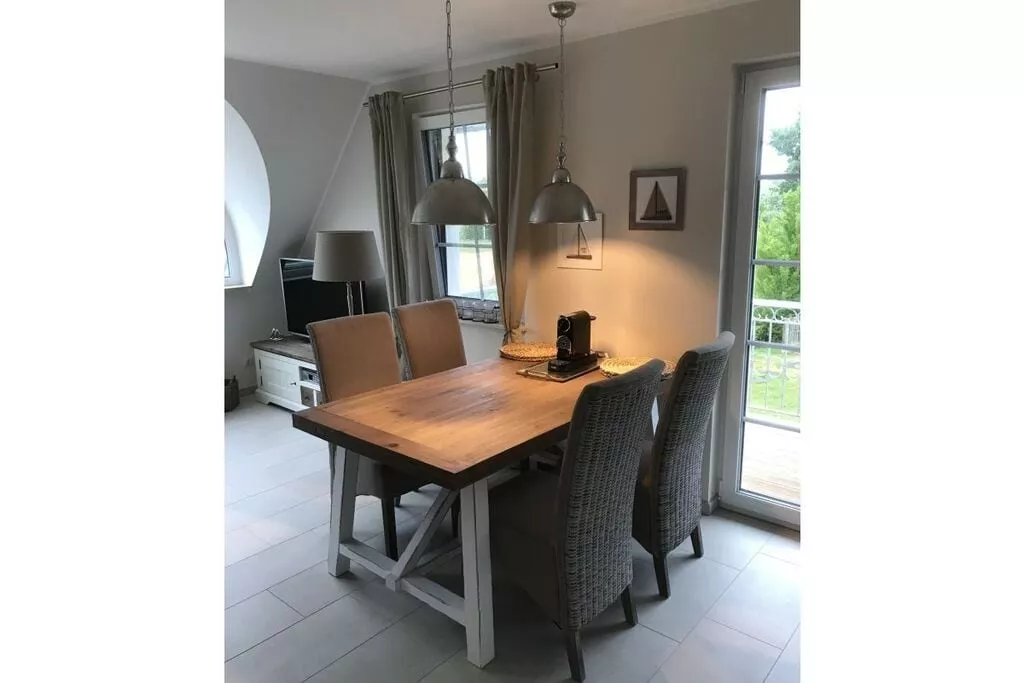 216706-Dining room