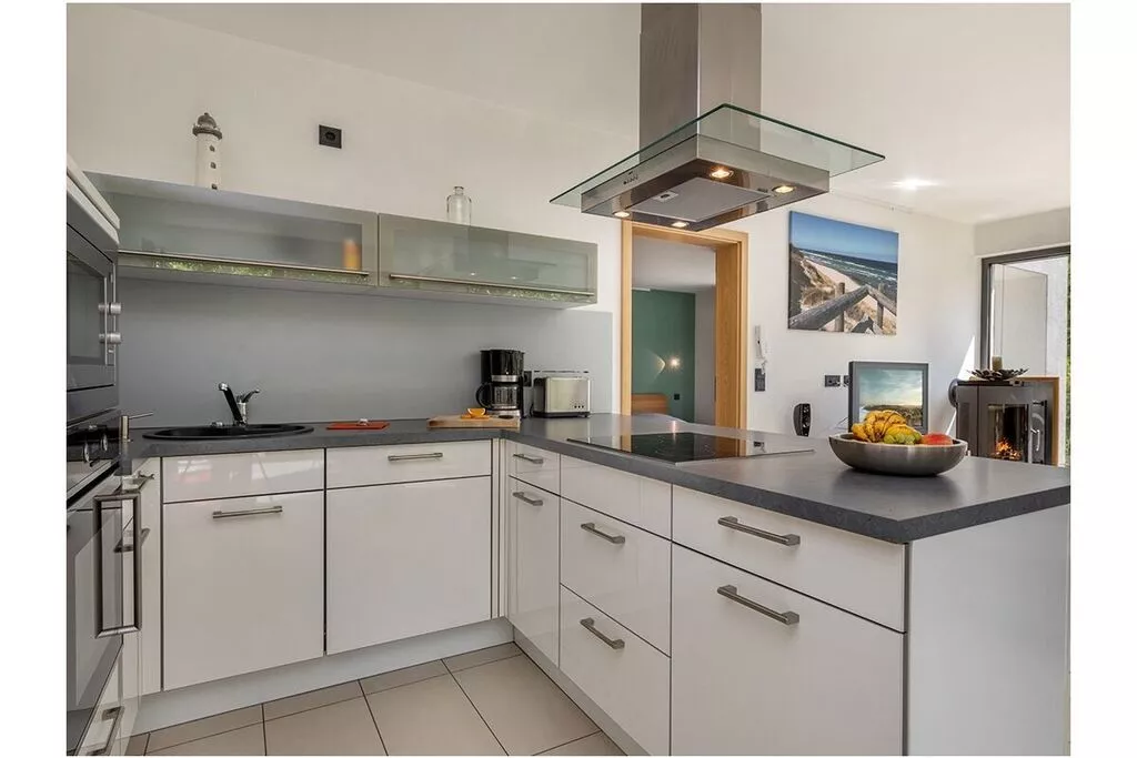 201973-Kitchen
