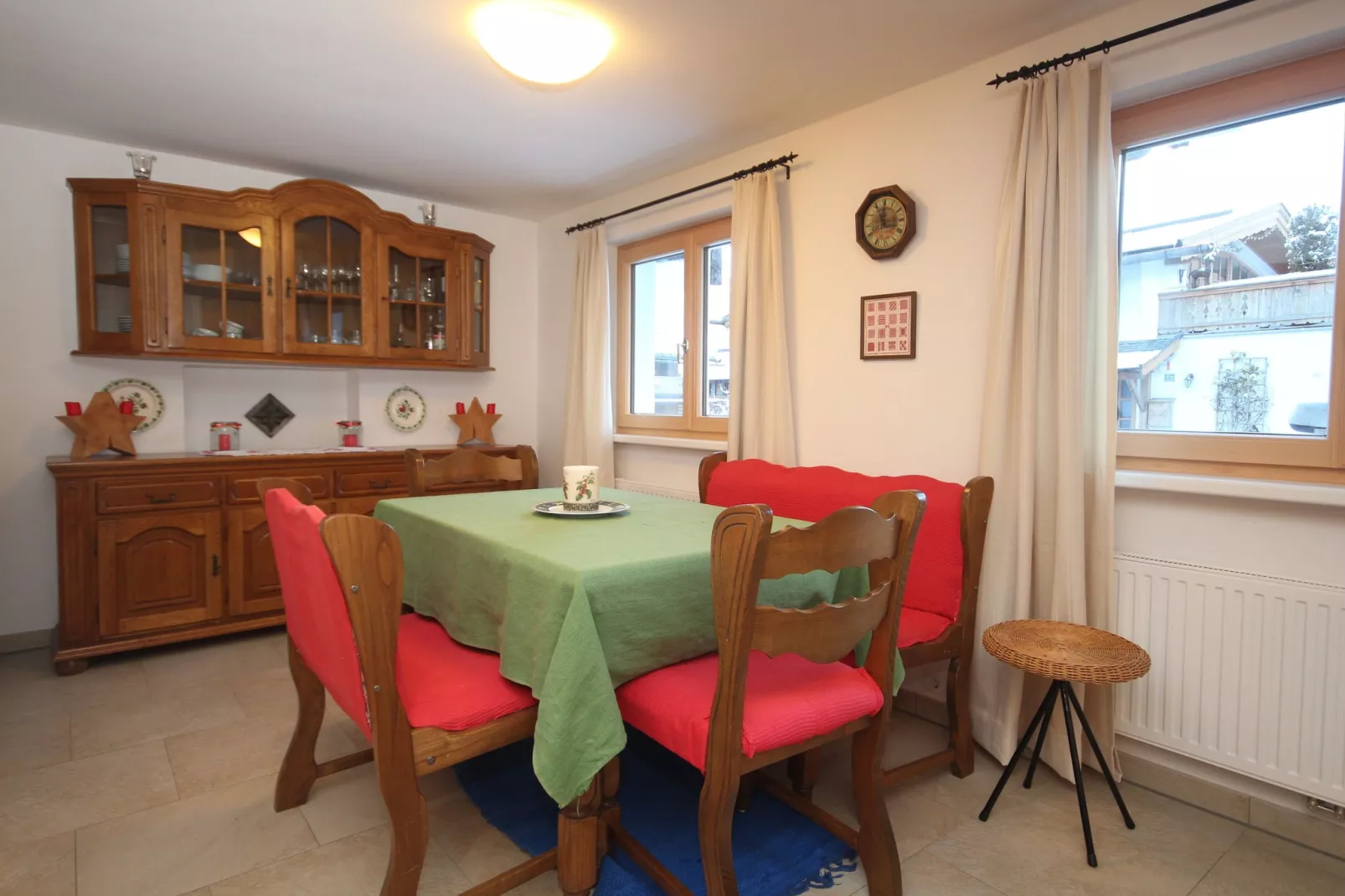 Ariane-Dining room