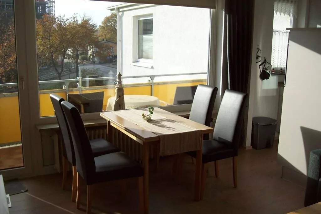 220491-Dining room