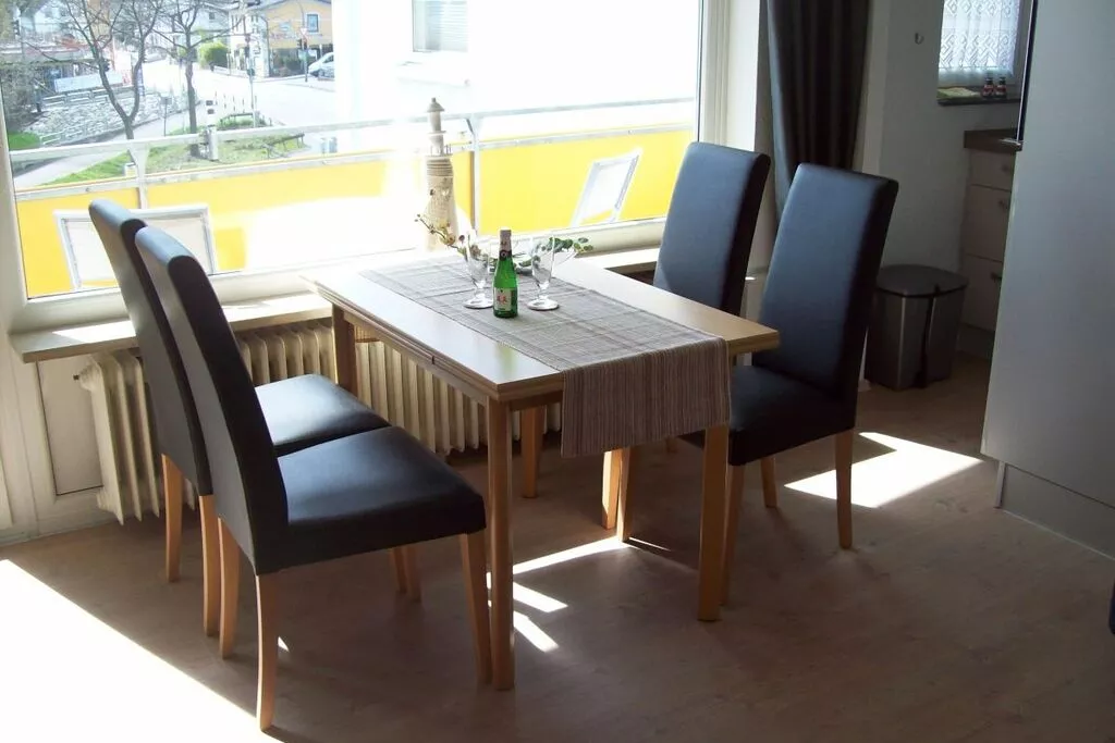 220491-Dining room