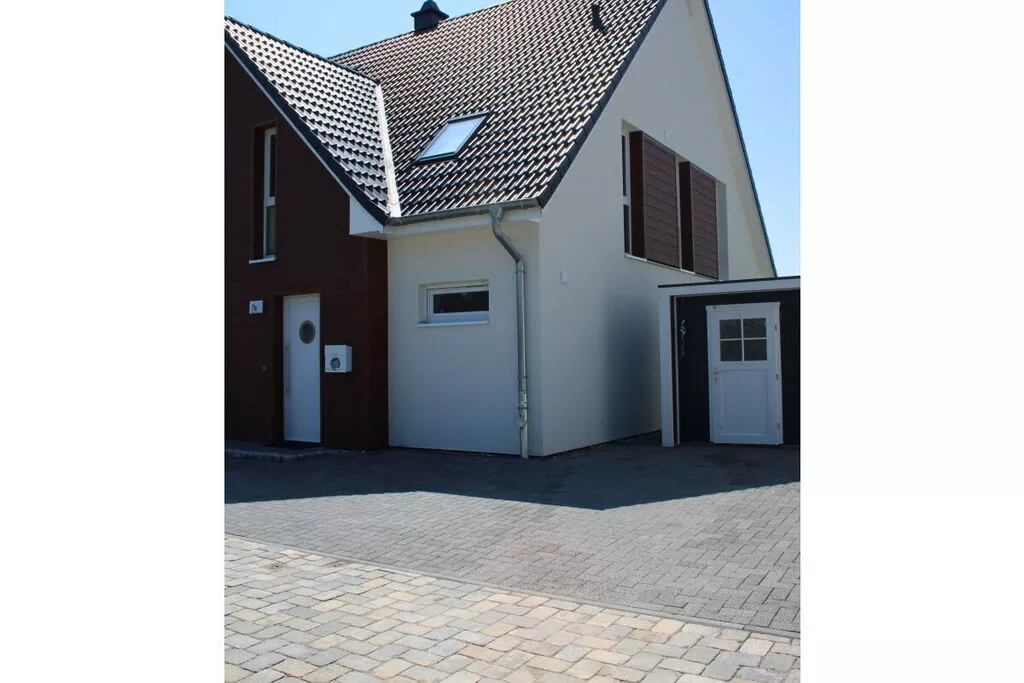 299193-Parking
