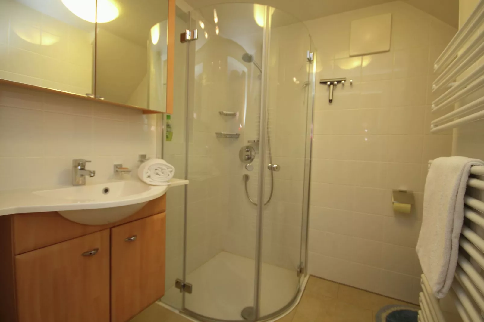Ariane-Bathroom