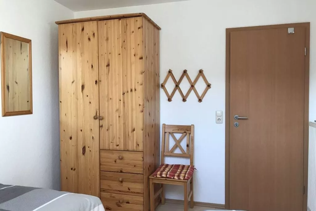 230651-Bedroom