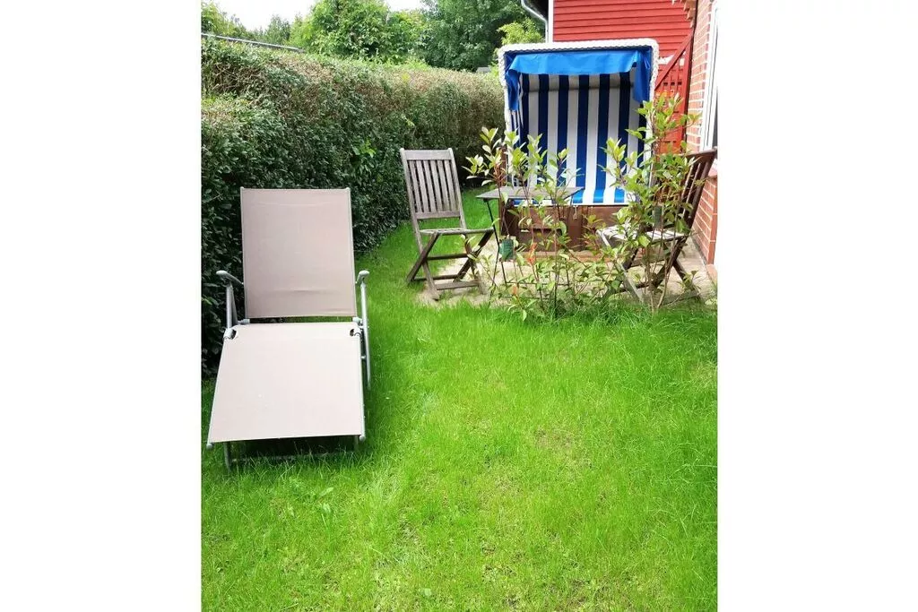 438371-Terrace