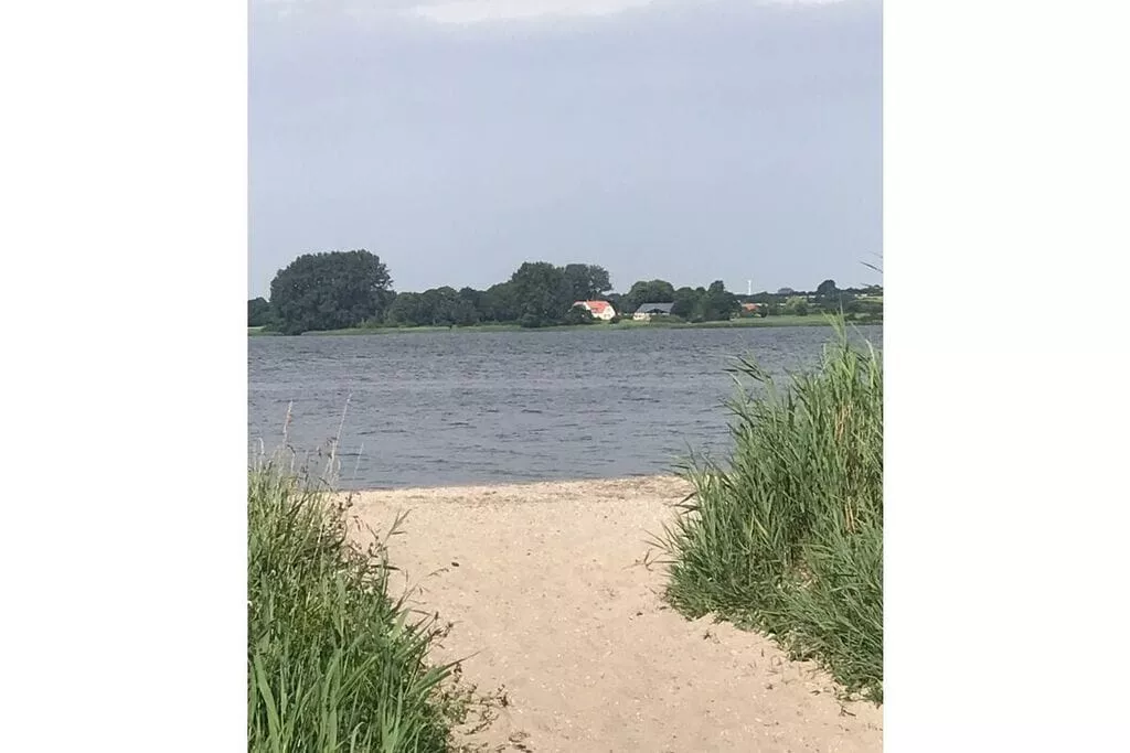 342248-Nicht getaggt