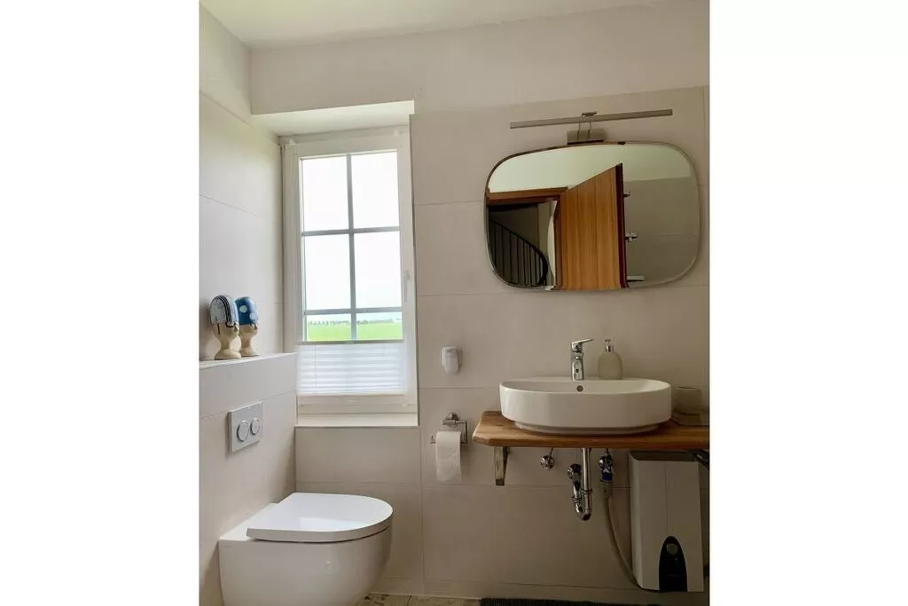 128640-Bathroom