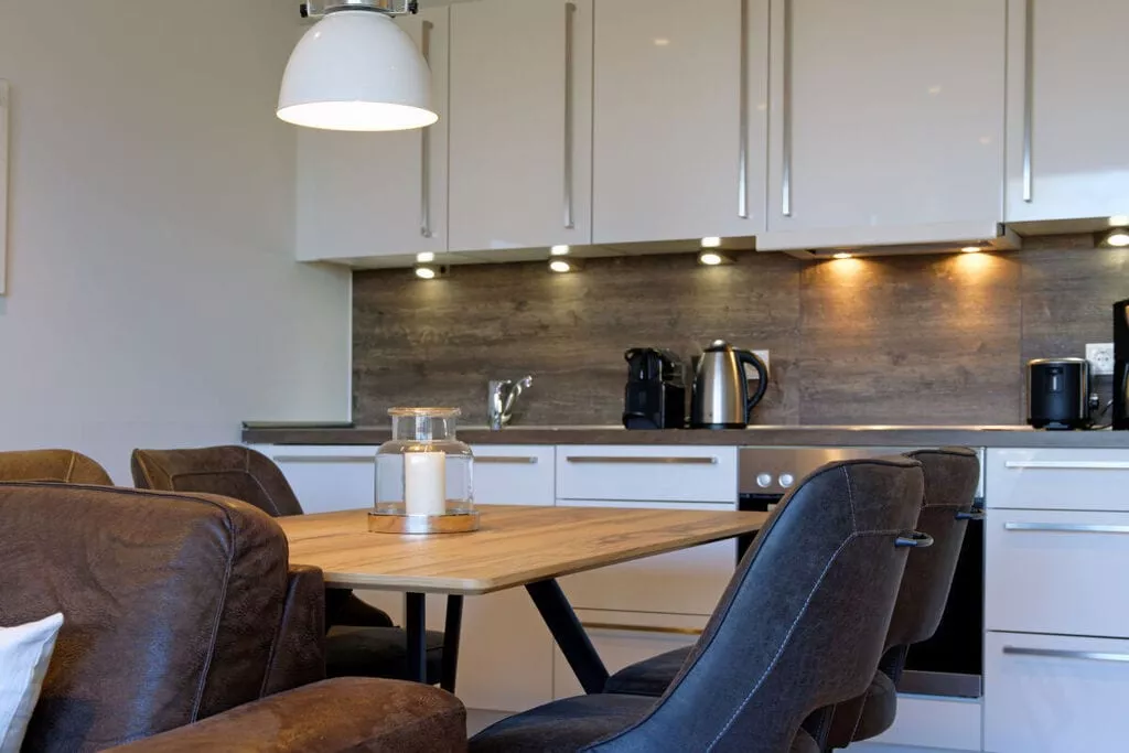 145681-Dining room