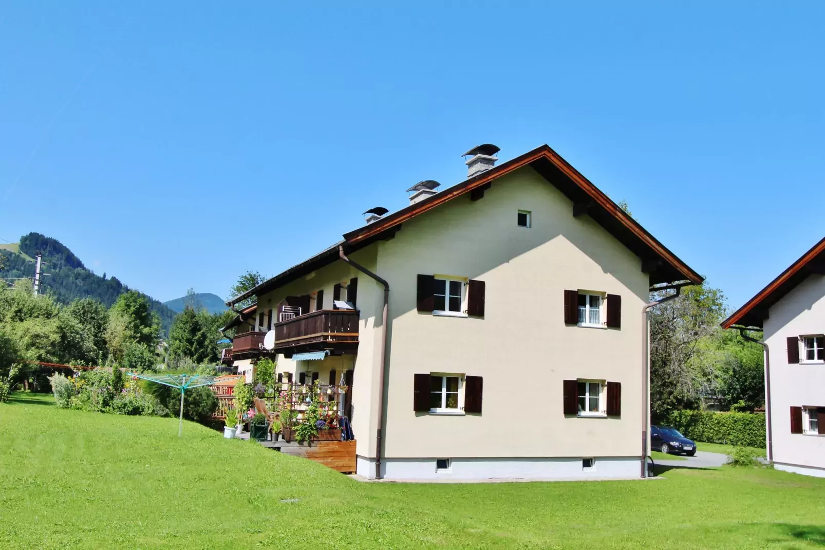 Hahnenkamm-Exterior summer