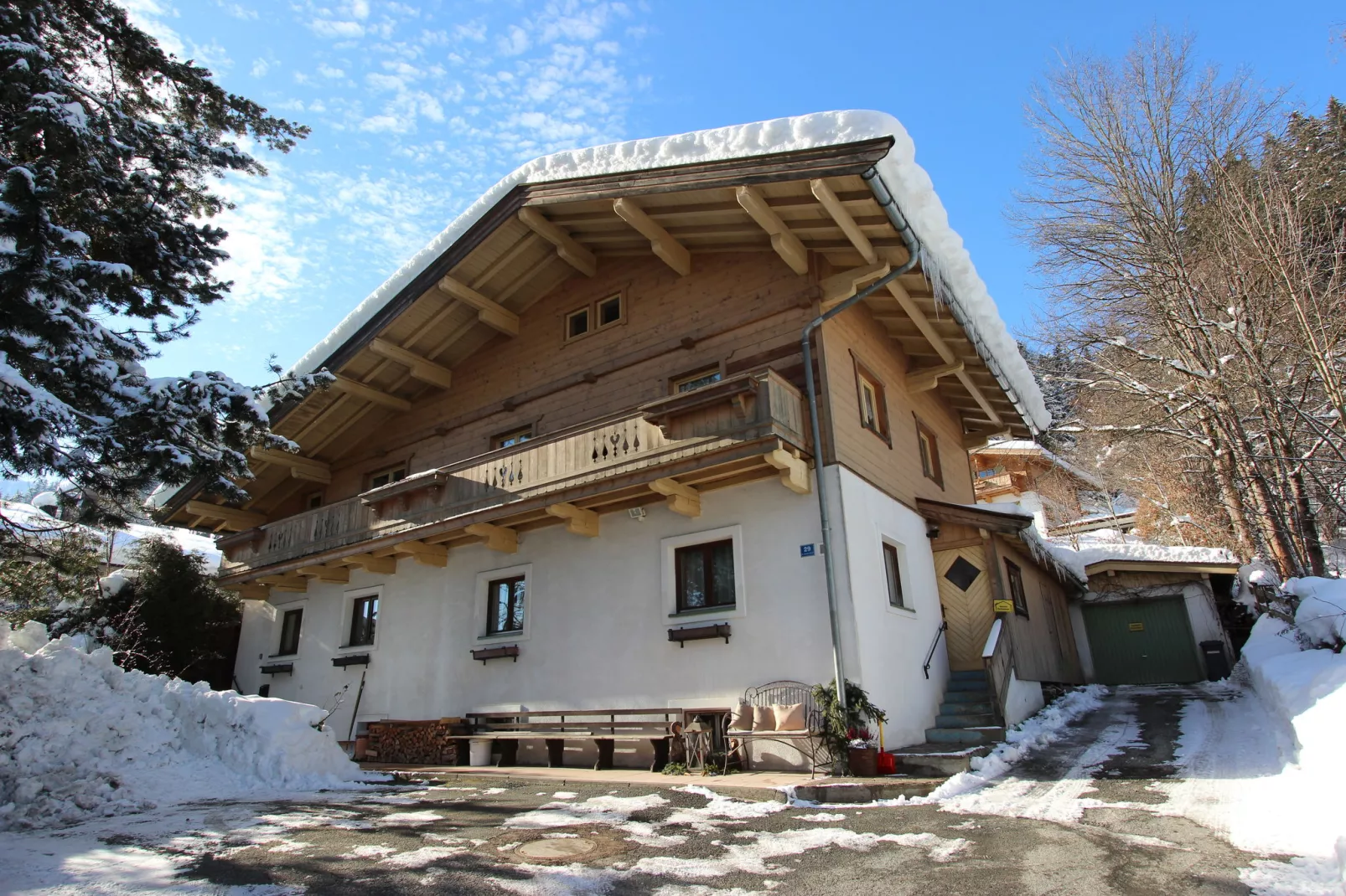 Eileen I-Exterior winter
